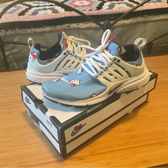 Nike Hello Kitty x Air Presto university blue Sneakers - Picture 1 of 12
